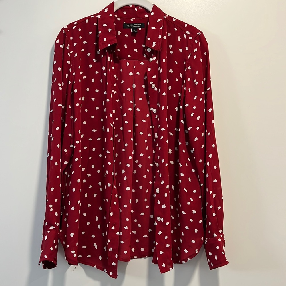 Banana republic red shirt blouse S